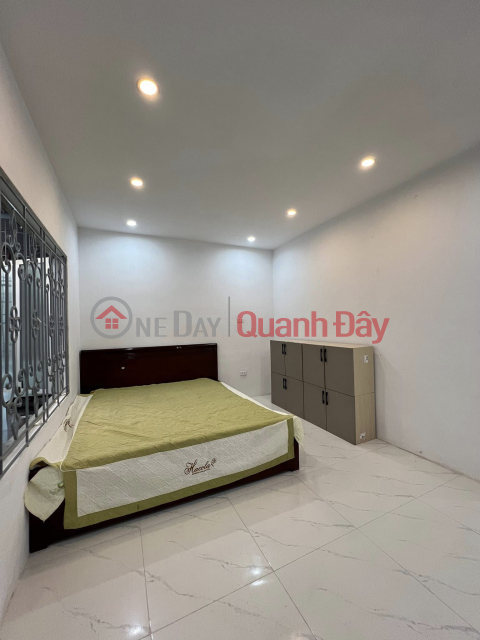 HIGH PRICE OF 5 BILLION - DISCOVER THE GREAT HOUSE NEAR THANH XUAN CENTER - PARKING CAR - SQUARE RED WINDOWS _0