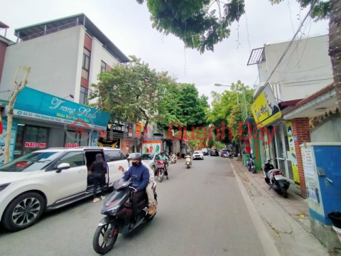 CORNER LOT OF HOANG THE THIEN STREET - SAI DONG - CAR ENTRY ALWAY - A FEW STEPS TO THE STREET - _0