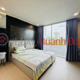 Selling a stunning 3-story house with full furnishings in Nguyen Chanh alley. _0