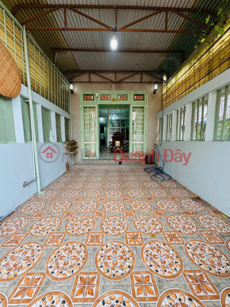 Bán nhà lầu góc 2 mặt tiền, KDC chợ Phú Thọ, đường nhựa 7m, chỉ 4,2 tỷ Niêm yết bán