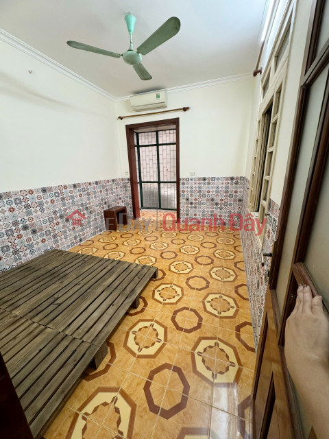 WHOLE HOUSE FOR RENT IN ALLEY 69B HOANG VAN THAI STREET - THANH XUAN _0