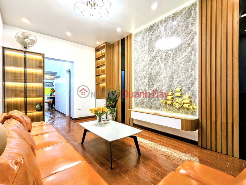 Private house for sale on Hao Nam street, Dong Da, 66m, 3-storey house, 5 bedrooms, beautiful house, fully furnished, right around 8 billion Sales Listings