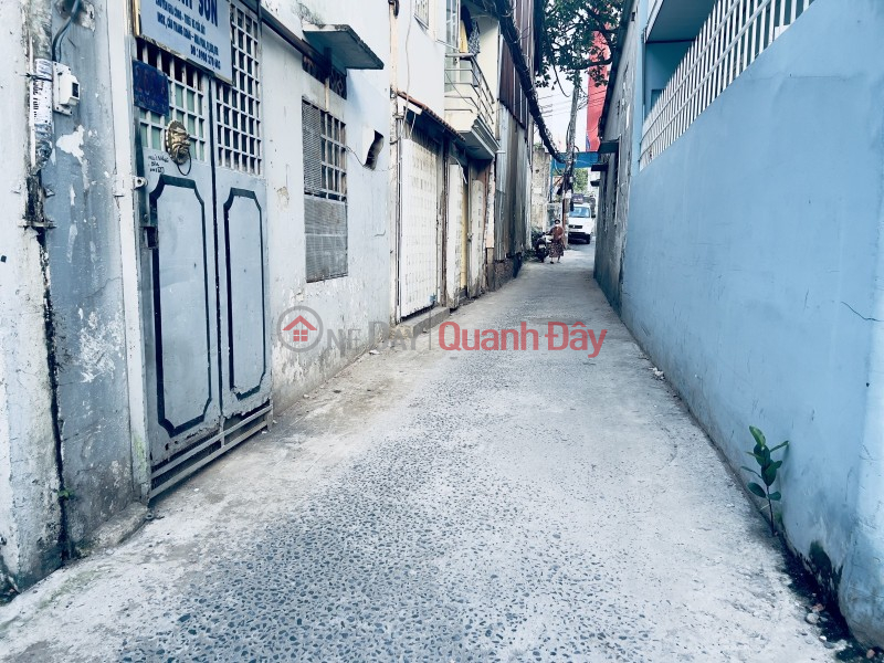 đ 6 Billion House for sale in No Trang Long (4.2x16),1 step to car, only 6 billion