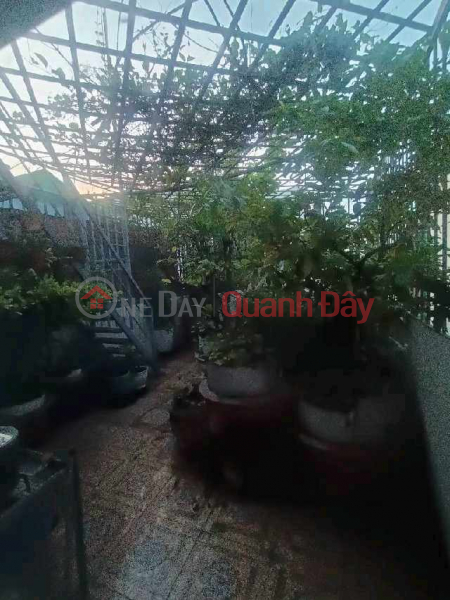 , Please Select, Residential Sales Listings | đ 8.8 Billion