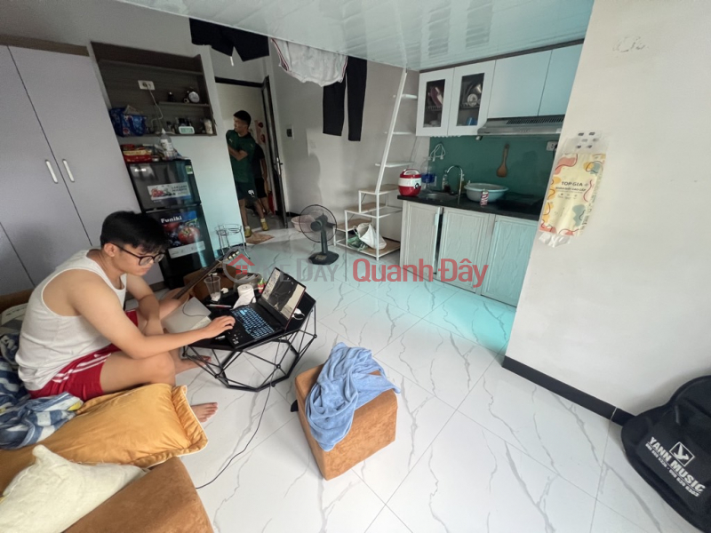 Kim Giang, siêu phảm dòng tiền, 9 phòng khép kín, thang máy, full phòng Việt Nam, Bán đ 14,7 tỷ
