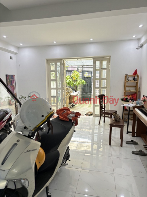 [L2492*] Mặt tiền 150m2 Sát Phạm Văn Đồng, Chỉ 11.x Tỷ _0