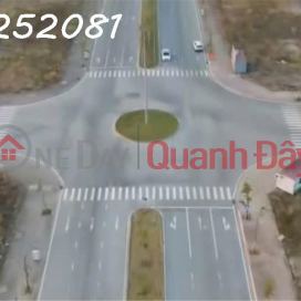 Prime corner plot at a super VIP roundabout, priced at 5.5 billion VND, with an area of 122.5m2, located on National Highway 18, Cong Hoa, Chi Linh. _0