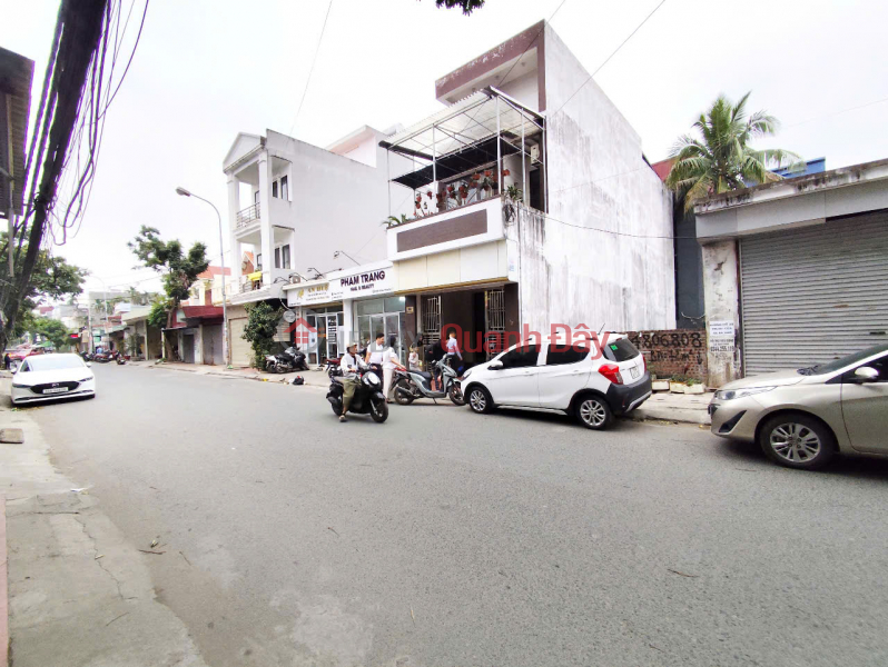 Land for sale on Khuc Thua Du street - 72m² - prime location - excellent price 6.6 billion VND Sales Listings