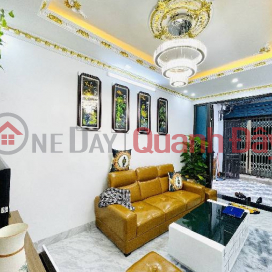 OWNER NEEDS MONEY TO URGENTLY SELL BEAUTIFUL HOUSE VAN QUAN, HA DONG 32M2, MT 3.2. PINE LANE - CARS - BUSINESS - LAKE VIEW. DINH 5 _0