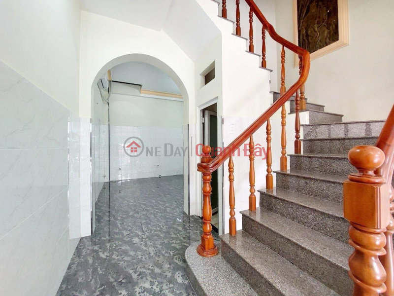 DISTRICT 10 - TO HIEN THANH VIP AREA ROYAL HOUSE - 4x12M - 4 FLOORS - 27 MILLION\\/MONTH., Vietnam Rental, đ 27 Million/ month