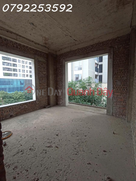 đ 75 tỷ, Bán Nhà Nguyễn Tuân. Thanh Xuân. Diện tích 107m x5 tầng. Mặt tiền 8.5m. Giá Bán 75 tỷ