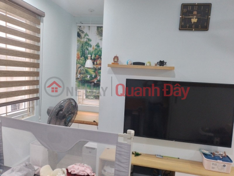 Only 1 apartment on Yen Lang Dong Da Street 28m, 5 floors, car alley, busy business, only 4.2 billion, contact phone number 0817606560 _0