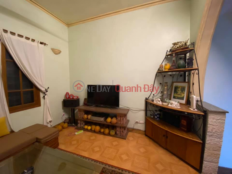 House for sale 62m2 Nghi Tam street, Tay Ho Car park at the door, Waiting for the elevator 7.2 Billion VND Sales Listings