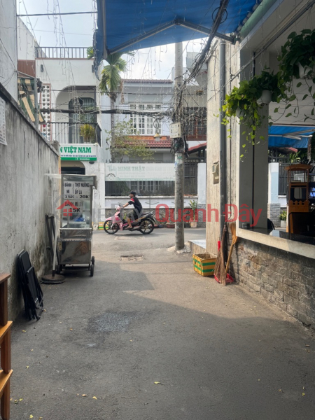 Reduced 200 million to 4.3 billion Quang Trung Go Vap house 47m2, 3 floors, three-story alley, fully completed Sales Listings