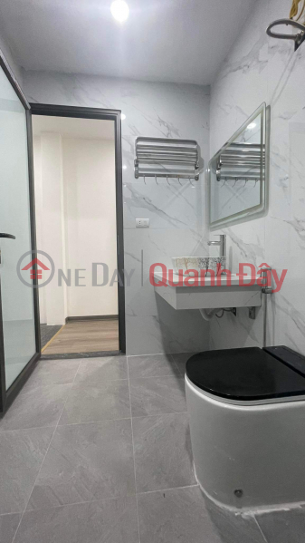 Property Search Vietnam | OneDay | Residential, Sales Listings | 71m 5 Floors Front 4.2m Nhon 8 Billion Nguyen Khanh Toan Cau Giay Street. Beautiful Location Very Good Business. Distribution Book