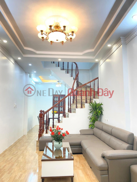 Bán nhà ngõ 93 Trung kính, 50m2x4T, giá chỉ 6.68 tỷ Niêm yết bán