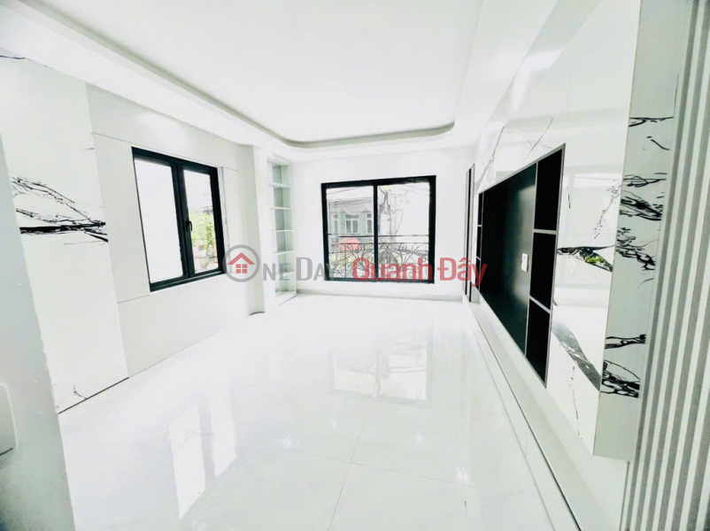 CC Bán nhà trả công thợ. Giảm chào 500 triêu. Hoàng Mai 46m 5T. Thông KD Ô TÔ VÀO NHÀ. Hơn 10 tỷ, Việt Nam | Bán | đ 10,5 tỷ