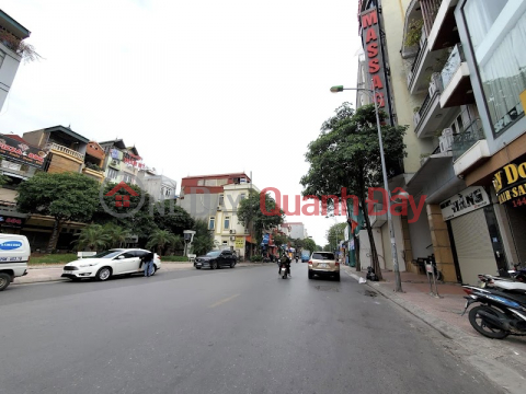 House for sale on Nguyen Son Street, Vip Location, Neighbor Phuong Hien Chi Complex, Viet Nam Airlines _0