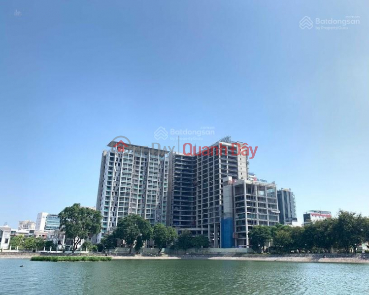 Gia đình có nhu cầu bán gấp căn hộ cao cấp 3pn, mặt hồ Thành Công, vào ở ngay Niêm yết bán