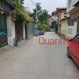 Bán nhà đất 3 tầng mặt tiền đường kè bờ sông tại thị trấn Đông Anh, DT 79.6 m2, giá 15 tỷ _0