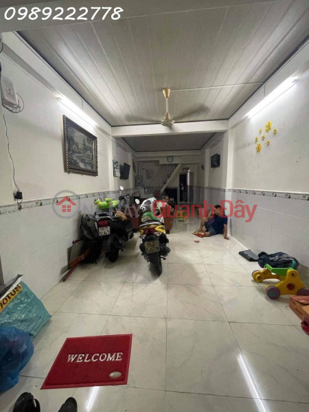 CENTER [, Vietnam, Sales đ 7.9 Billion
