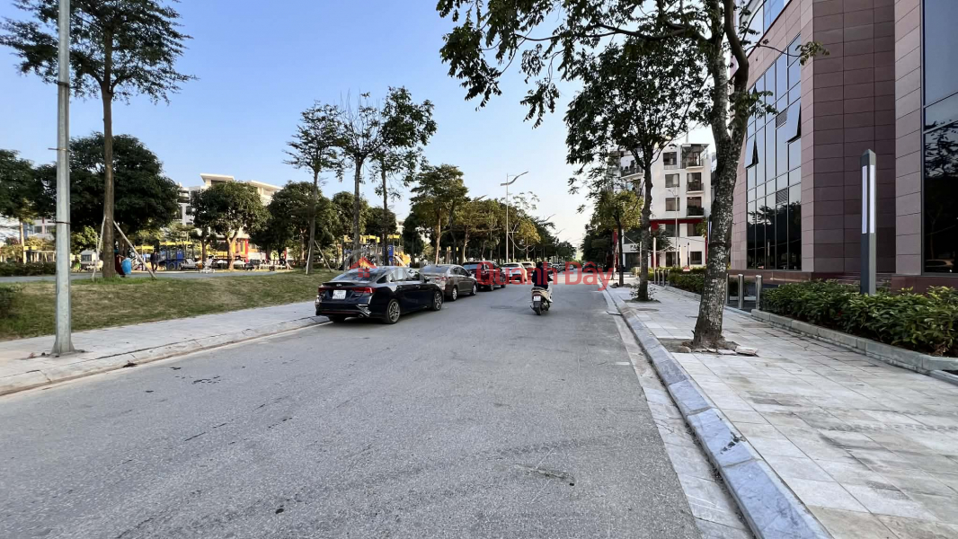 Adjacent to Khai Son, corner plot, 3 sides open, extremely bustling area, suitable for business or rental., Vietnam | Sales đ 34 Billion