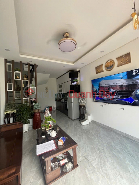 đ 6.2 Billion BEAUTIFUL HOUSE IN THUONG CAT, CAR PARKING AVAILABLE, NEXT TO THE MARKET, CLINIC 30 M2, PRICE 6.2 BILLION VND.