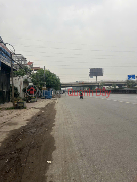 Owner selling house on National Highway 5 - Prime business location - Nhan Hoa Center, My Hao, Hung Yen _0