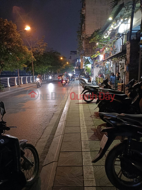 Street side - West Lake face, 12m frontage, wide sidewalk, peak business, 145 billion. _0