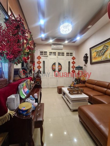 HOANG VAN THAI TOWNHOUSE FOR SALE: 42M2, NEAR THE STREET, CAR PARKING, DAN TRI SUBLOT AREA, OVER 4 BILLION Sales Listings