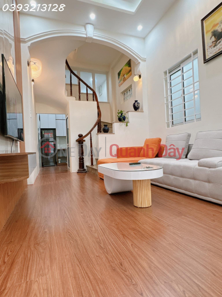 Beautiful 4-storey House, Extremely Airy Corner Lot, Doi Can, Ba Dinh, Area 50m2, Near Car, Over 7 Billion. Sales Listings