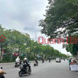 For sale square plot of land, front and back, divided into Tran Quoc Hoan, clear alley, avoid cars. Area 50m2 _0