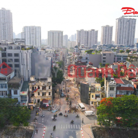 Bán nhà măt ngõ 381 nguyễn khang DT 46m2 xây 5 tầng, mt 5 giá 21,8 tỷ _0