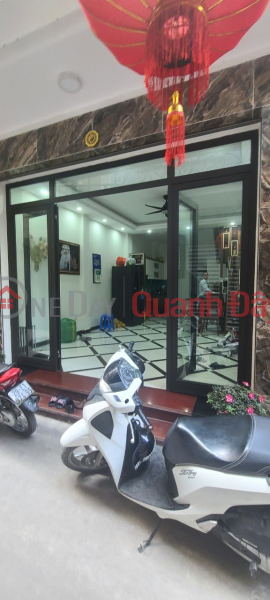 Property Search Vietnam | OneDay | Nhà ở | Niêm yết bán Bán nhà Trần Thái Tông Cầu Giấy 45m2, mặt tiền rộng 4m5 x5tầng,lô góc ở luôn giá 9tỷ5