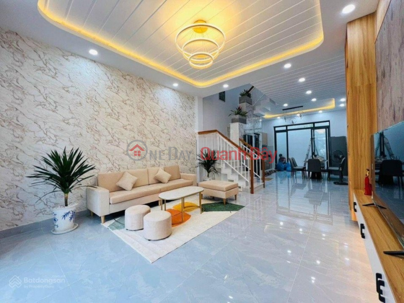 Property Search Vietnam | OneDay | Residential | Sales Listings, Beautiful house with 3 floors, 2-way social network, 10th Street, 90m2, 3 floors, 5m x 18m, Price 9.4 Billion, full furniture