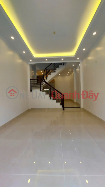 HOUSE FOR SALE IN NGOC HOI - THANH TRI, 35\\/40 SQUARE METER, 4 FLOORS, 4 METER FRONTAGE, PRICE 9.2 BILLION. Sales Listings