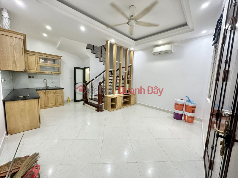 Need to urgently sell Thanh Nhan house 60m2, 5 floors, Hai Ba Trung, Hanoi Sales Listings