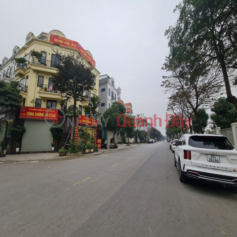 Land for sale on Da Ton main road, GL. Corner lot 55m², 3-car bypass road, investment price. Contact: 0989894845 ️ _0