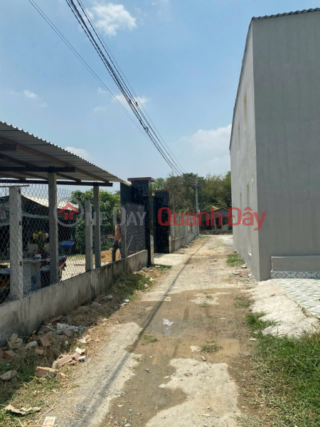 HOT ! HOT ! HOT ! OWNER NEEDS TO SELL LAND LOT IN Duc Hoa Thuong Commune, Duc Hoa District, Long An Province., Vietnam | Sales đ 1.14 Billion