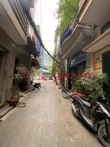 Cat Linh Townhouse for Sale, Dong Da District. 70m Frontage 5m Approximately 15 Billion. Commitment to Real Photos Accurate Description. Owner Thien Sales Listings