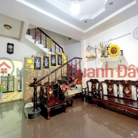 Whole house for rent in To Hien Thanh District 10, convenient traffic, rent 15 million\/month _0