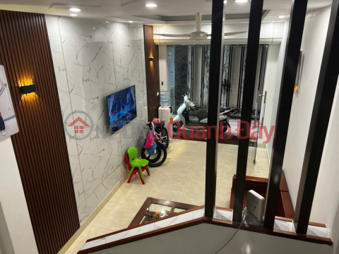 Dinh Cong 36m2 6 bedrooms, square book, fully furnished only 7.65 billion _0