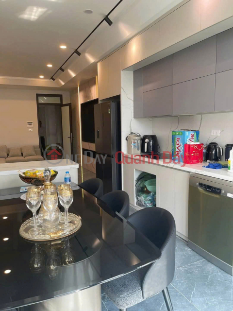 BÁN NHÀ MẶT PHỐ TRẦN DUY HƯNG – 98M², 8 TẦNG, THANG MÁY, SỔ ĐỎ HOA HẬU _0