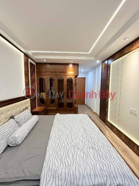 đ 13,6 tỷ | nguyễn khang 36m x7 tầng thang máy 13,6 tỷ gần phố,vf3 đỗ cửa,ngõ thông