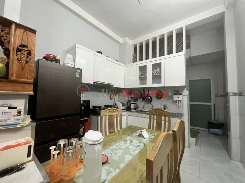 Please Select | Residential, Sales Listings đ 4.6 Billion