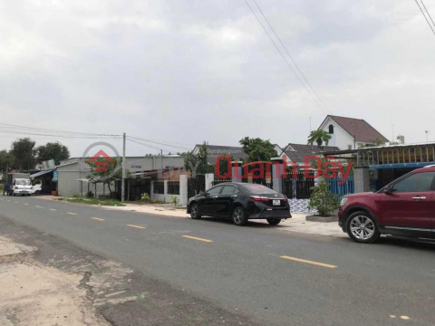 Land for sale, 3 frontages Hung Vuong, Phuoc An, 668m2 (8x56m),expanding to the back 16.5m (165m2),residential land _0