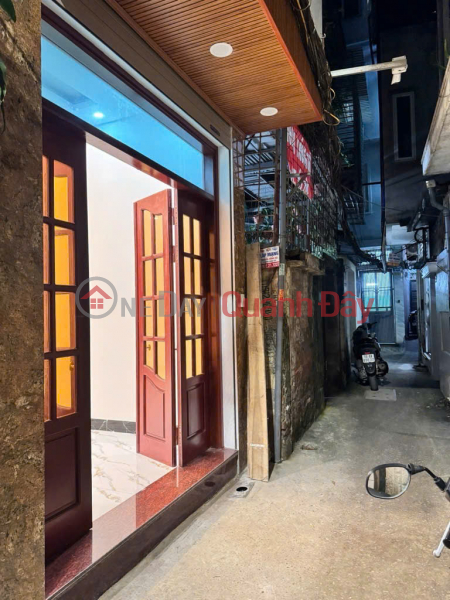 HOUSE FOR SALE IN KHAM THIEN MARKET - DONG DA, NEW HOUSE, NICE LAND RIGHTS REGISTERED, FULL FACILITIES, AREA 38M2, PRICE 5.7 BILLION Sales Listings