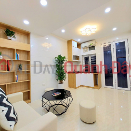 FOR SALE 1ST FLOOR GROUP HOUSE Area: 30\/35M2, 8\/3 STREET, HAI BA TRUNG DISTRICT PRICE: 1.55 BILLION. _0