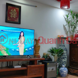 House for sale 44m2 Nghi Tam street, Tay Ho Dan built 3 bedrooms 10m Car avoid 3.1 Billion VND _0