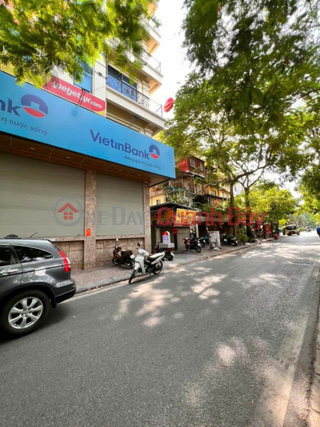 House for sale on Vu Ngoc Phan street, Nguyen Hong, 70m2, 4 floors, corner lot, great for business Sales Listings